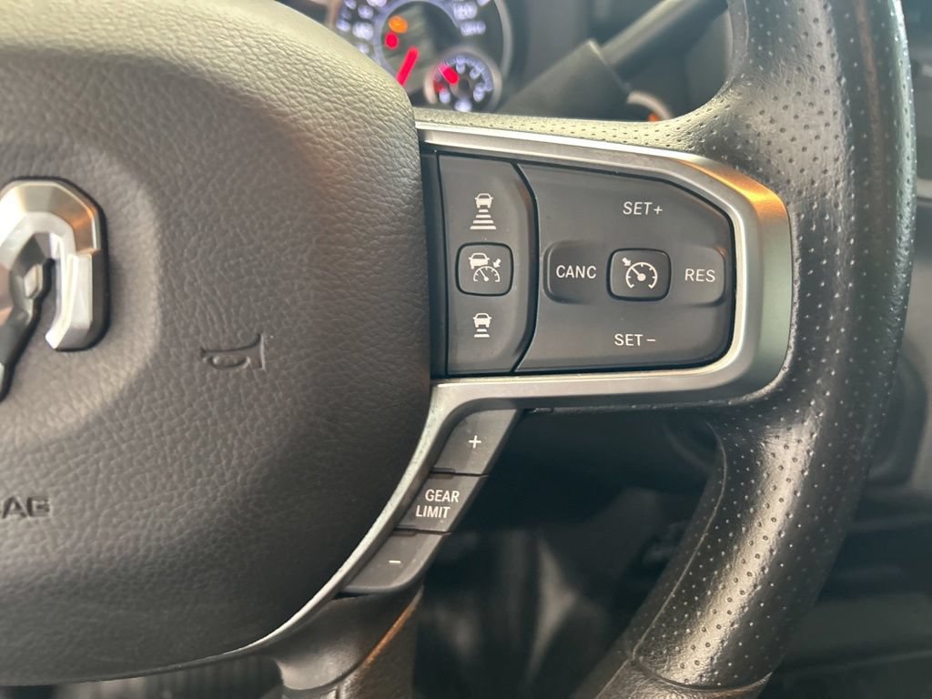 Used 2025 RAM 5500 Tradesman w/ Chrome Appearance Group AWD/4WD image 46