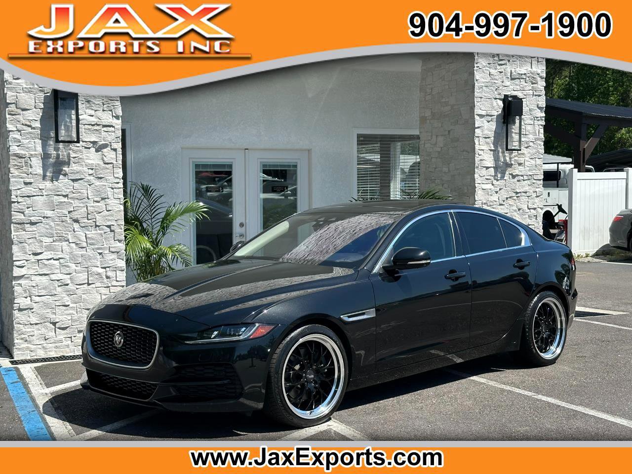 Used 2020 Jaguar XE S image 1