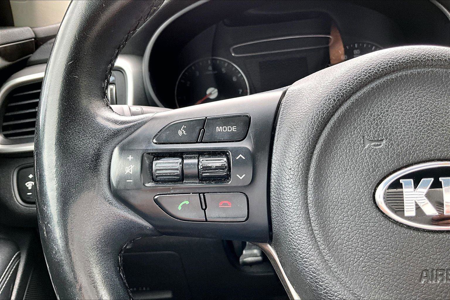 Used 2016 Kia Sorento FWD w/ LX Convenience Package image 11
