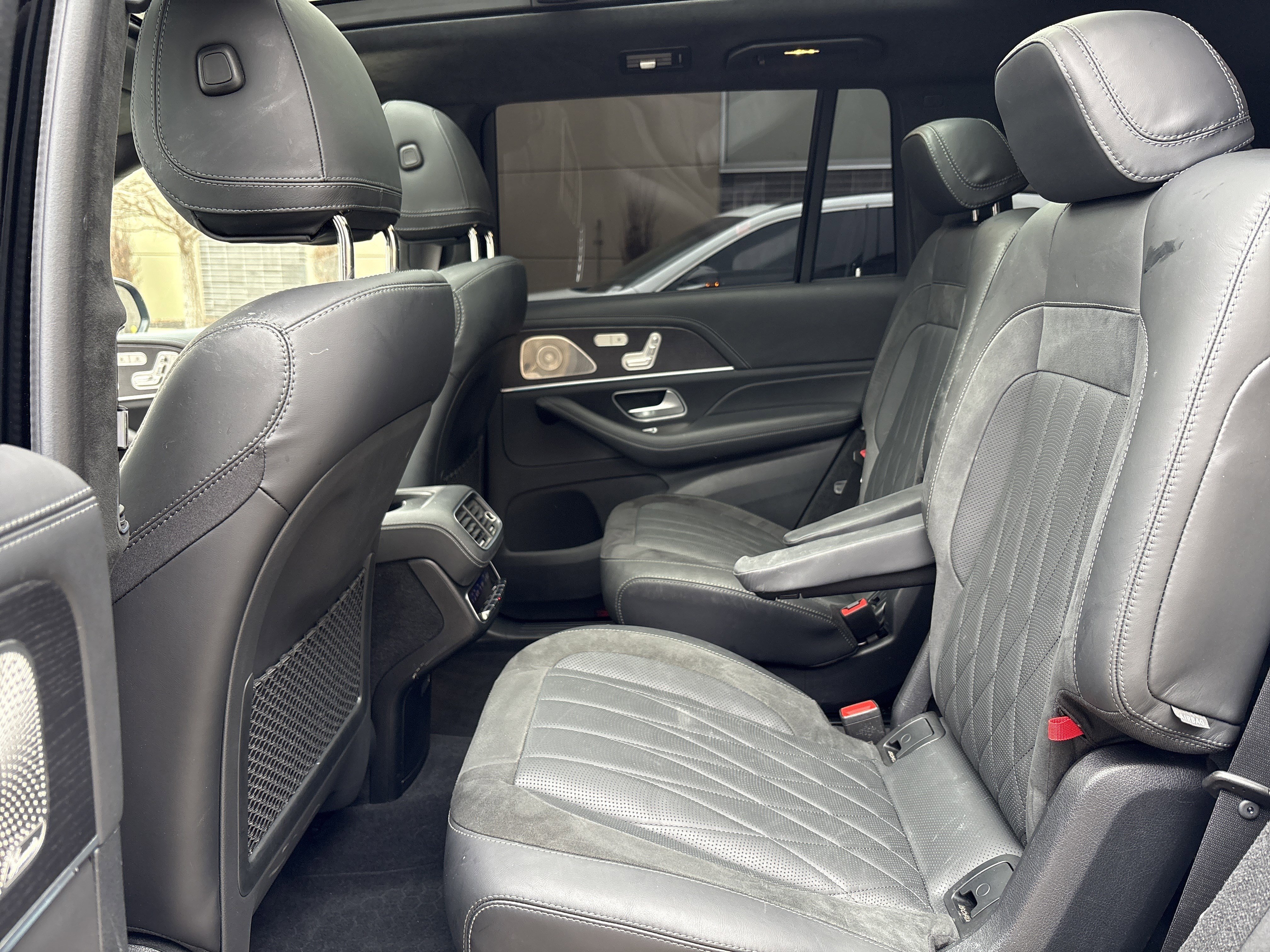 Used 2023 Mercedes-Benz GLS 63 AMG 4MATIC image 29