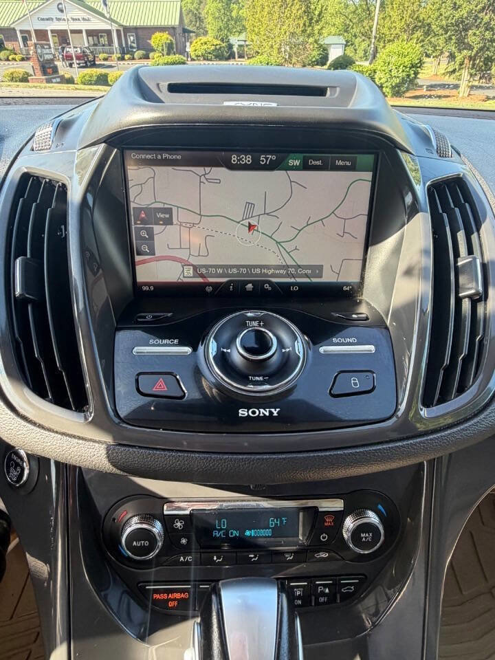 Used 2015 Ford Escape Titanium w/ Equipment Group 301A FWD image 20