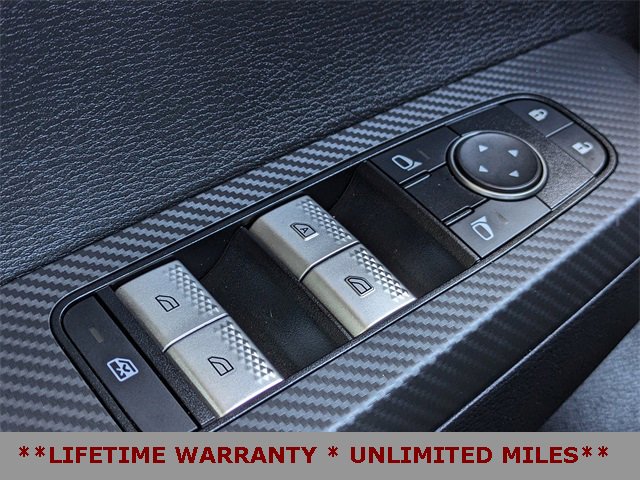 Used 2022 Mitsubishi Outlander SE image 28