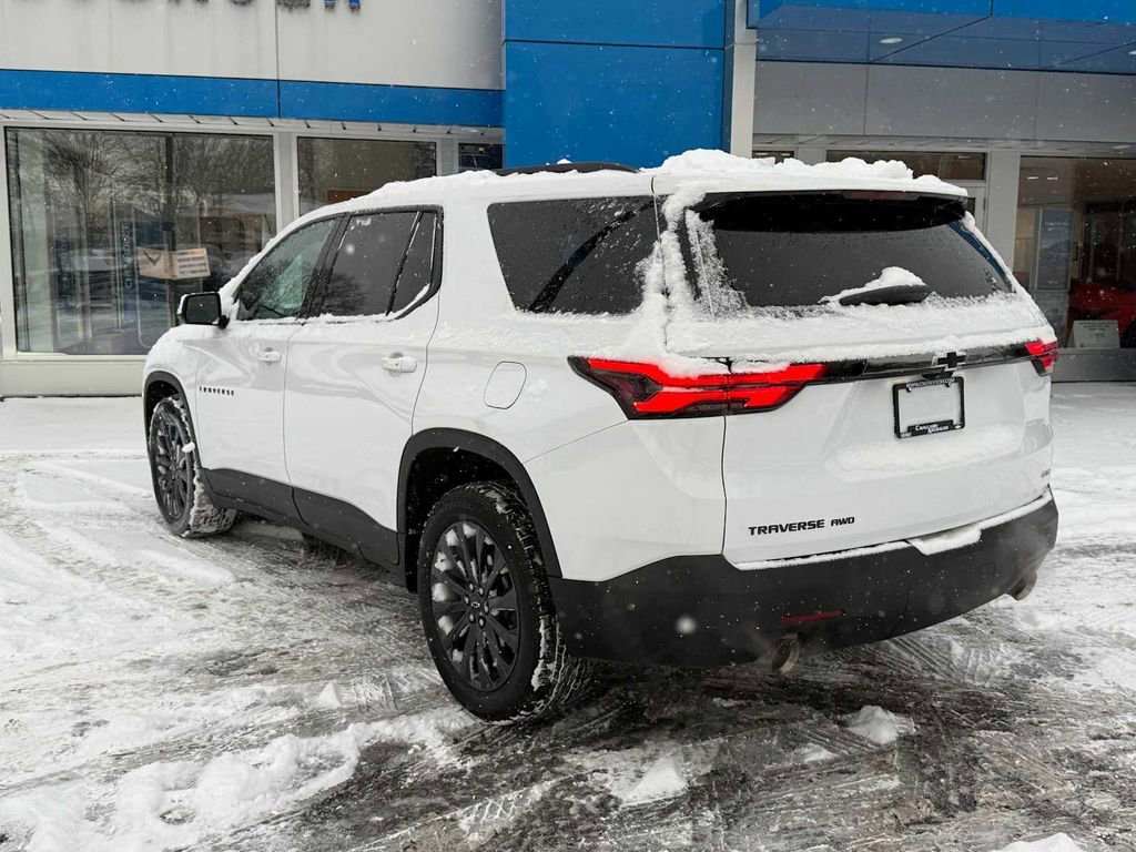 Used 2023 Chevrolet Traverse RS image 7