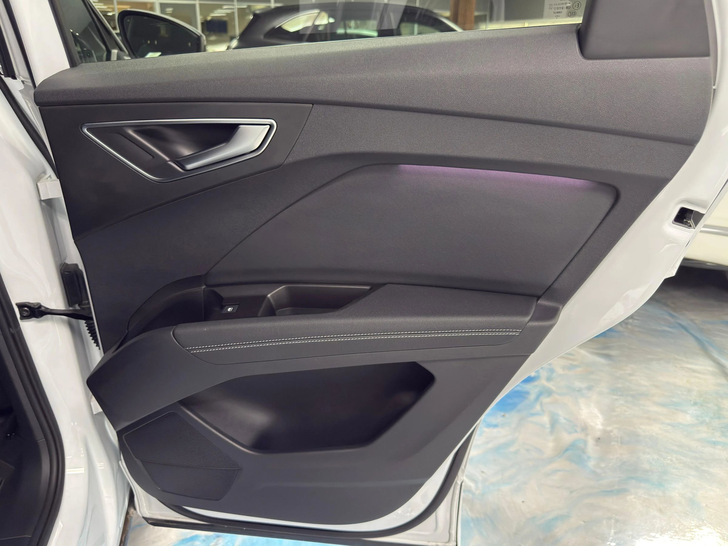 Used 2024 Audi Q4 e-tron Premium Plus w/ Premium Plus image 16