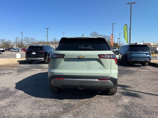 New 2026 Chevrolet Equinox LT w/ Safety and Technology Package FWD image 4