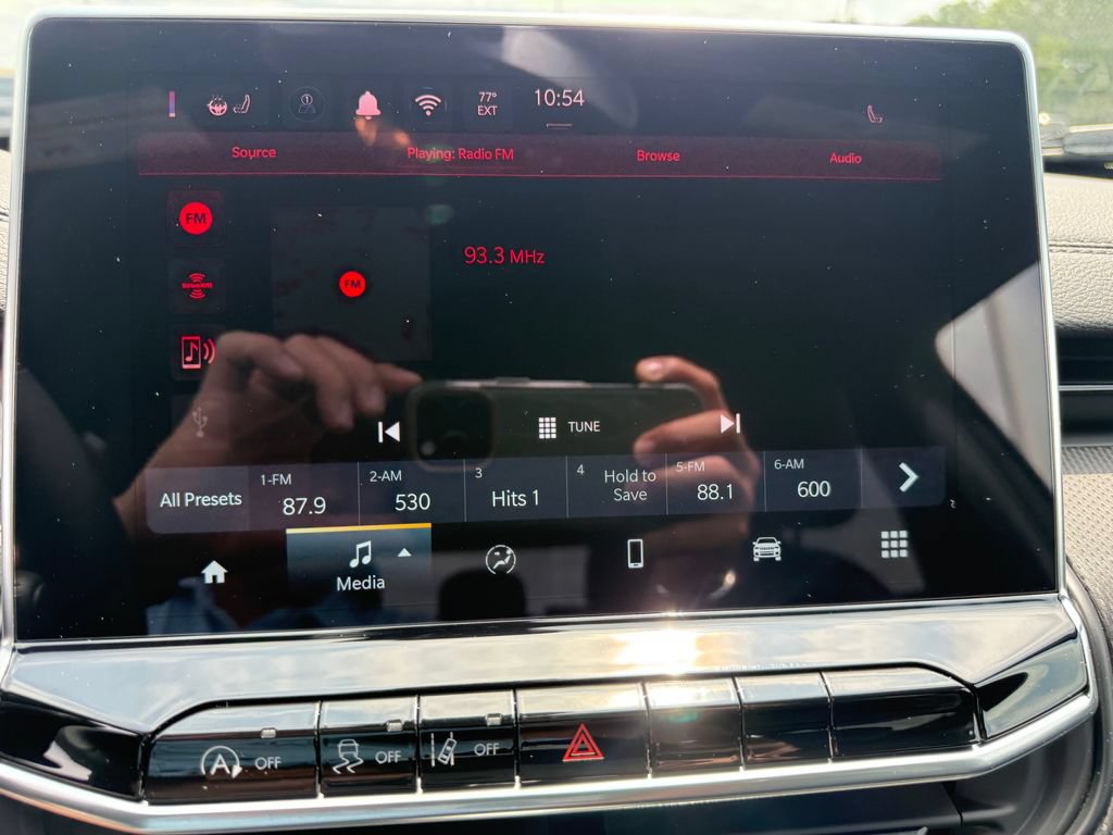 New 2026 Jeep Compass Latitude AWD/4WD image 13