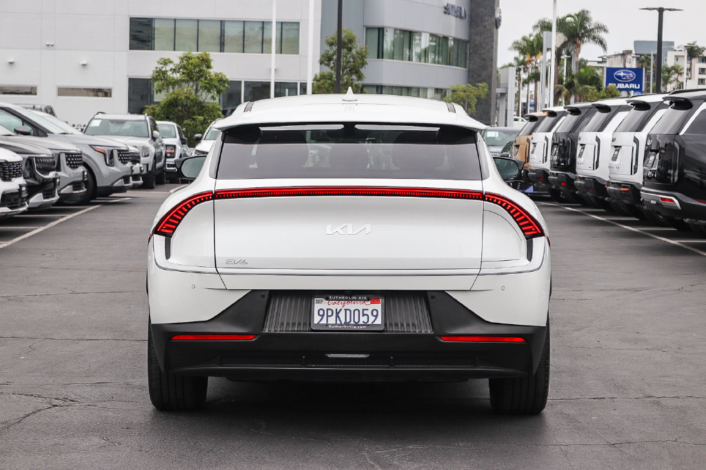 Used 2024 Kia EV6 Light RWD image 5