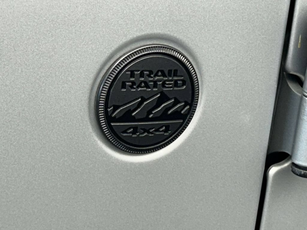 Used 2024 Jeep Wrangler Unlimited Sport AWD/4WD image 24