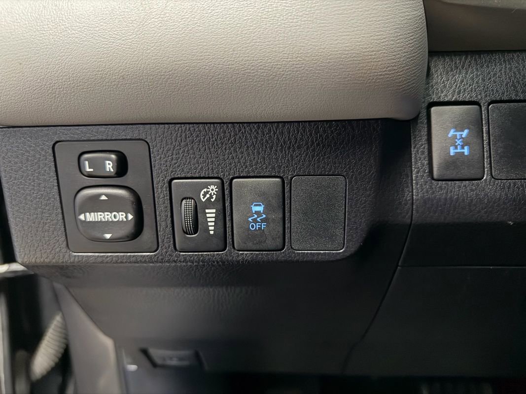 Used 2015 Toyota RAV4 XLE image 14