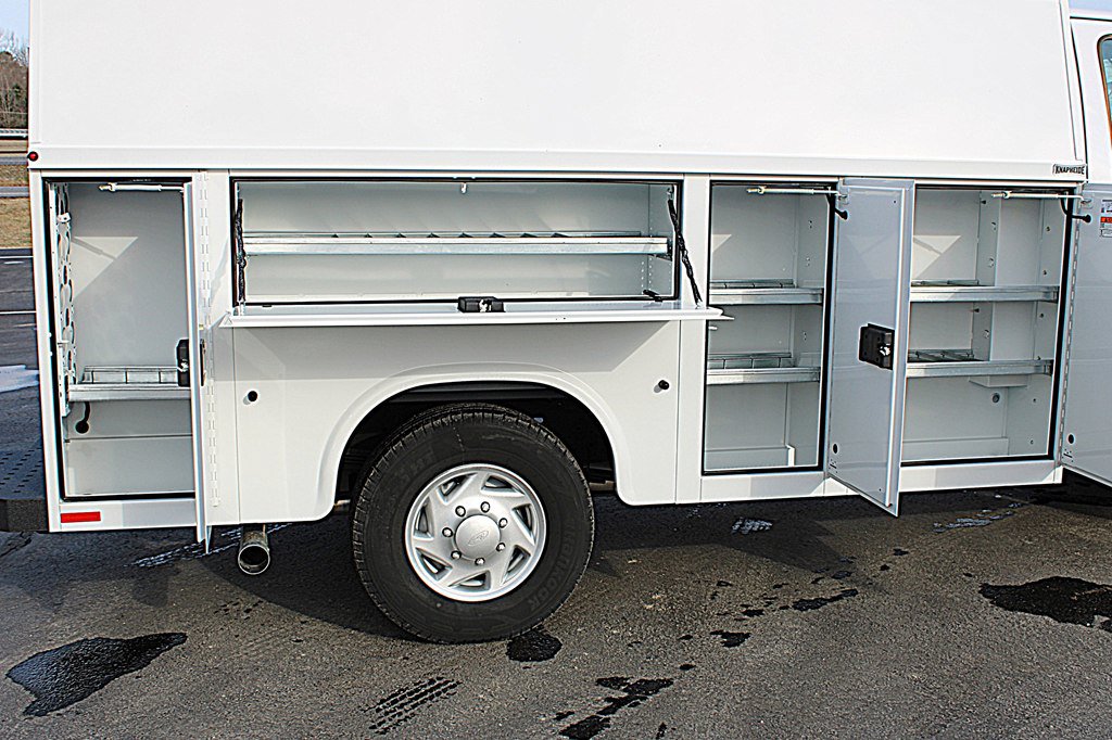 Used 2025 Ford E-350 and Econoline 350 Super Duty w/ Power Equipment Group RWD image 10