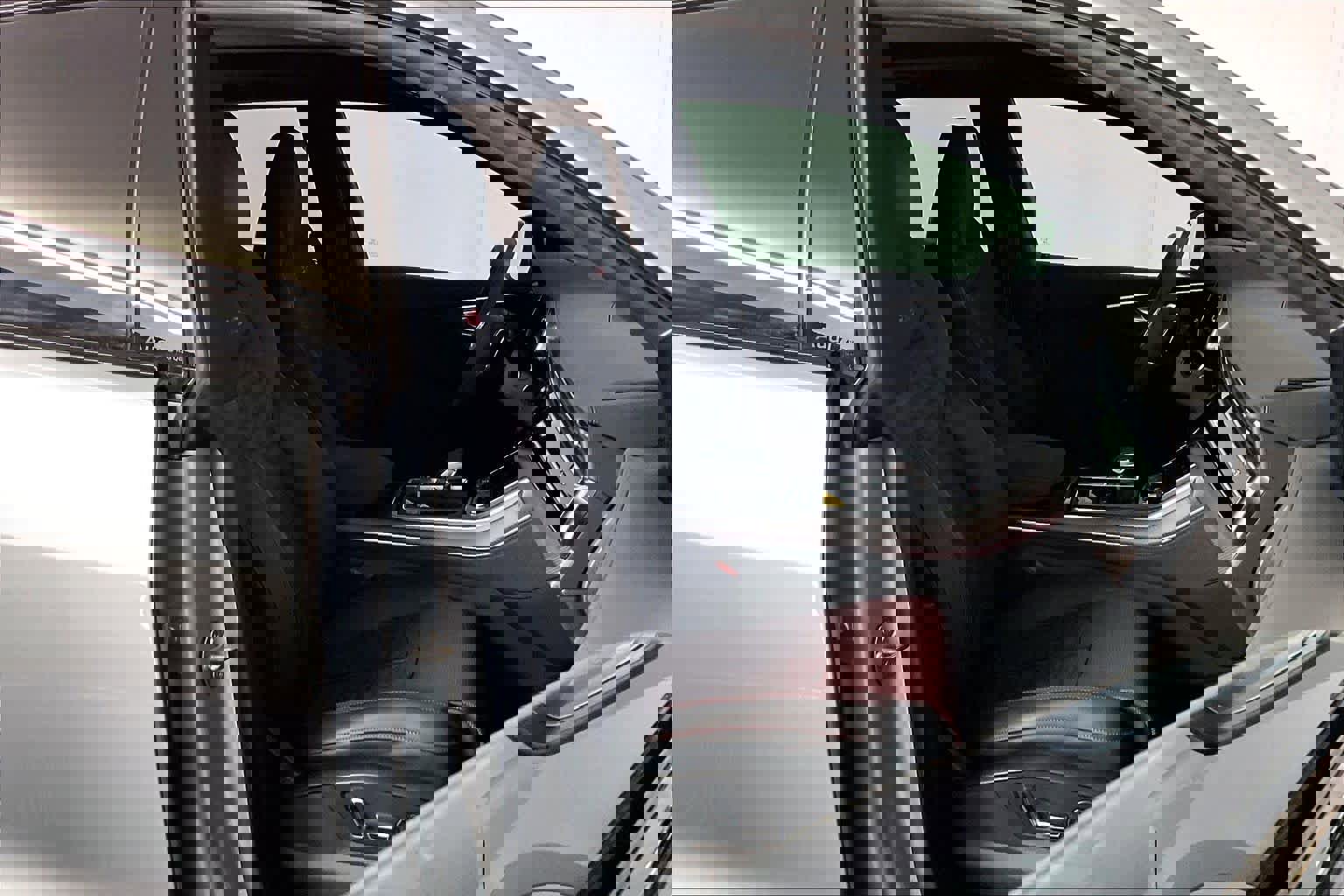 Used 2025 Audi RS Q8 performance image 7