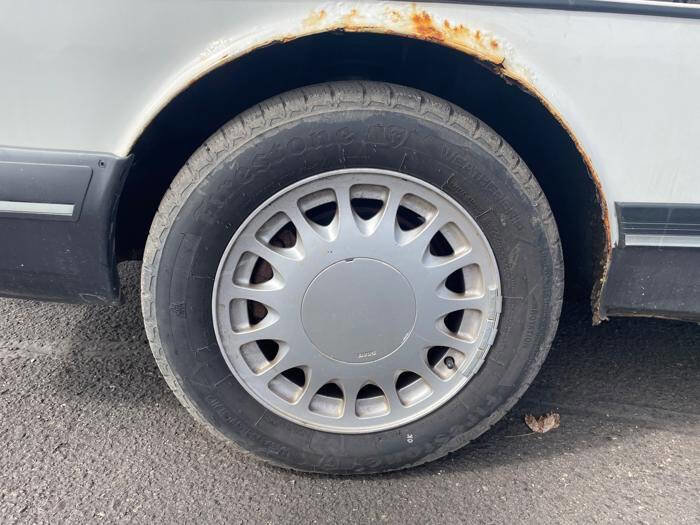Used 1989 Saab 900 S image 11