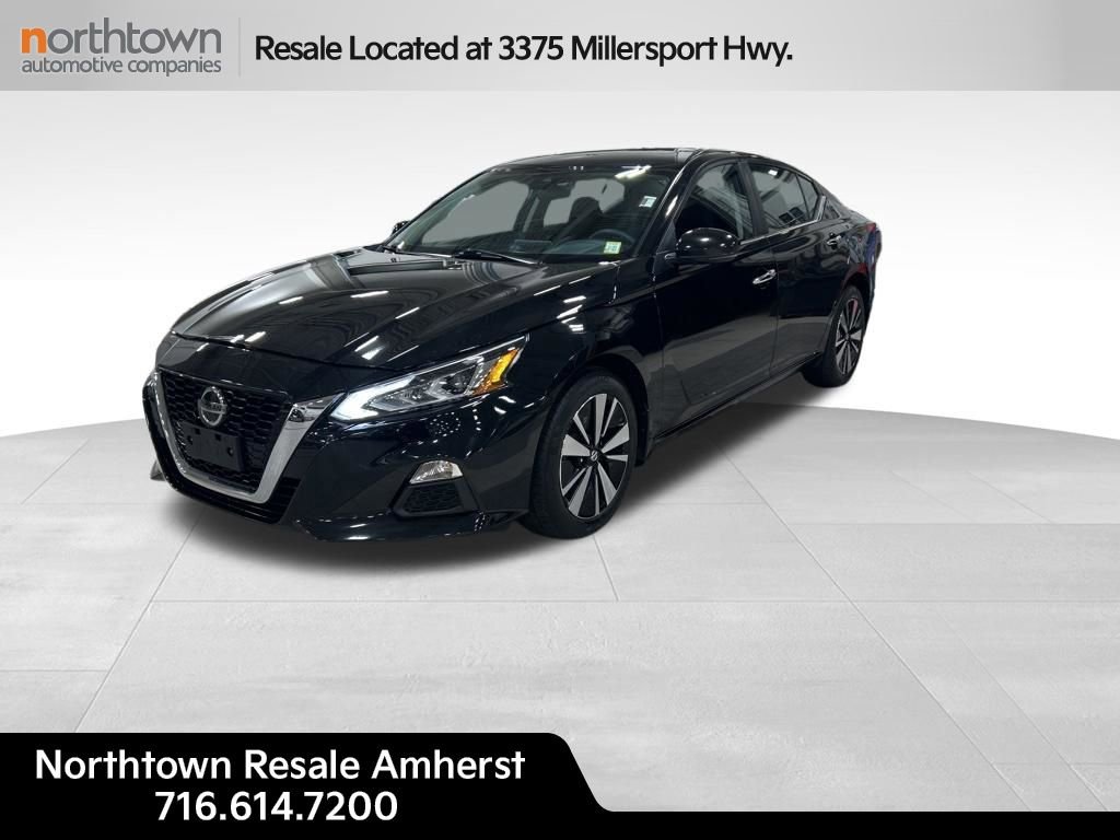 Used 2021 Nissan Altima 2.5 SV w/ SV Premium Package