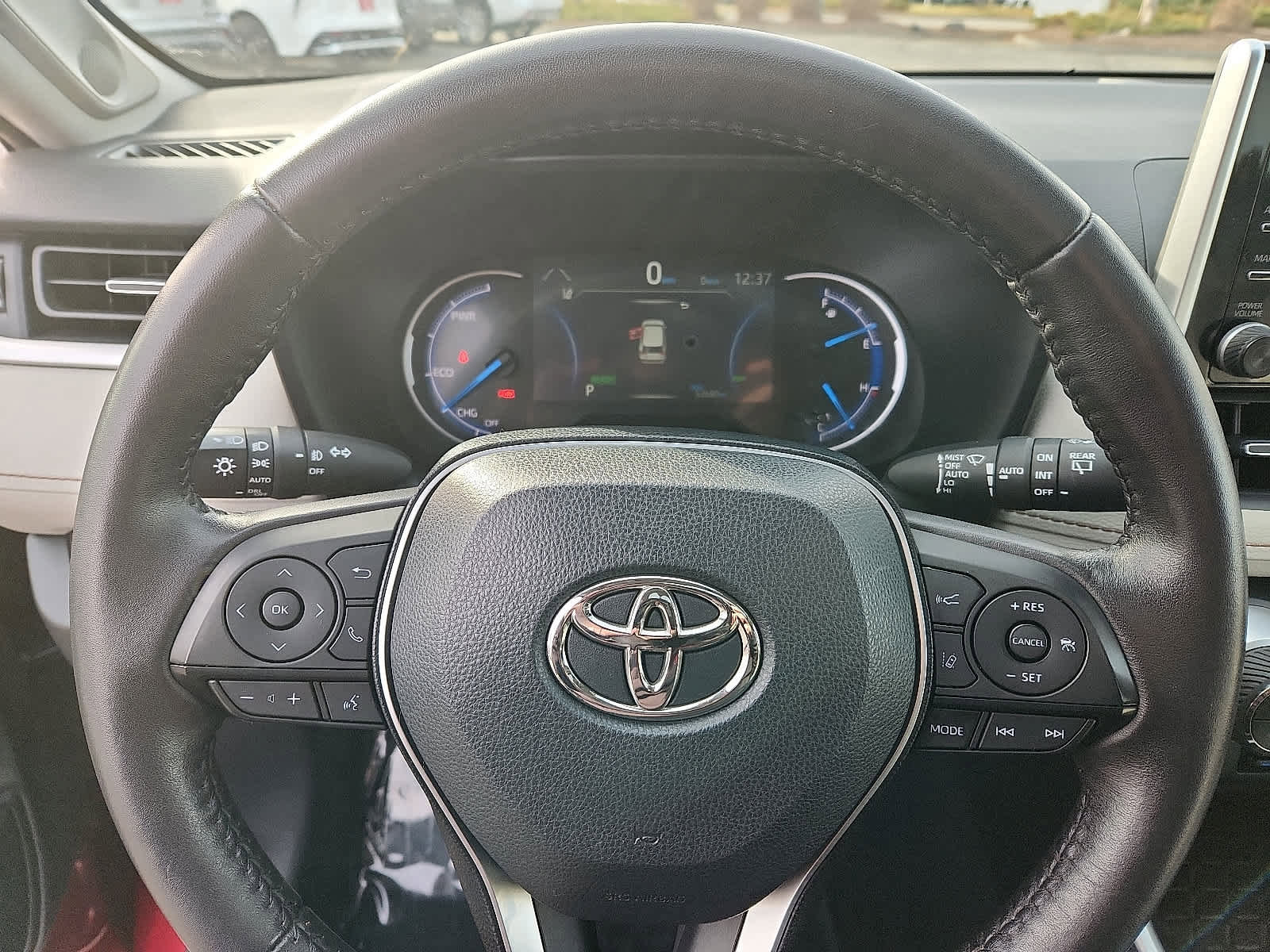Used 2019 Toyota RAV4 Limited image 22