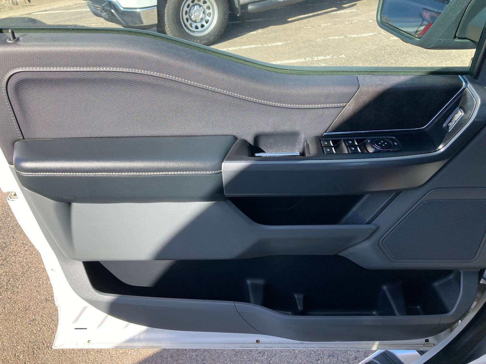 Used 2024 Ford F150 XLT w/ Mobile Office Package image 11