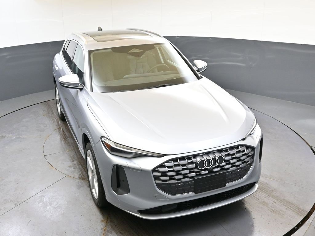 Used 2025 Audi Q5 Premium Plus w/ Premium Plus image 23