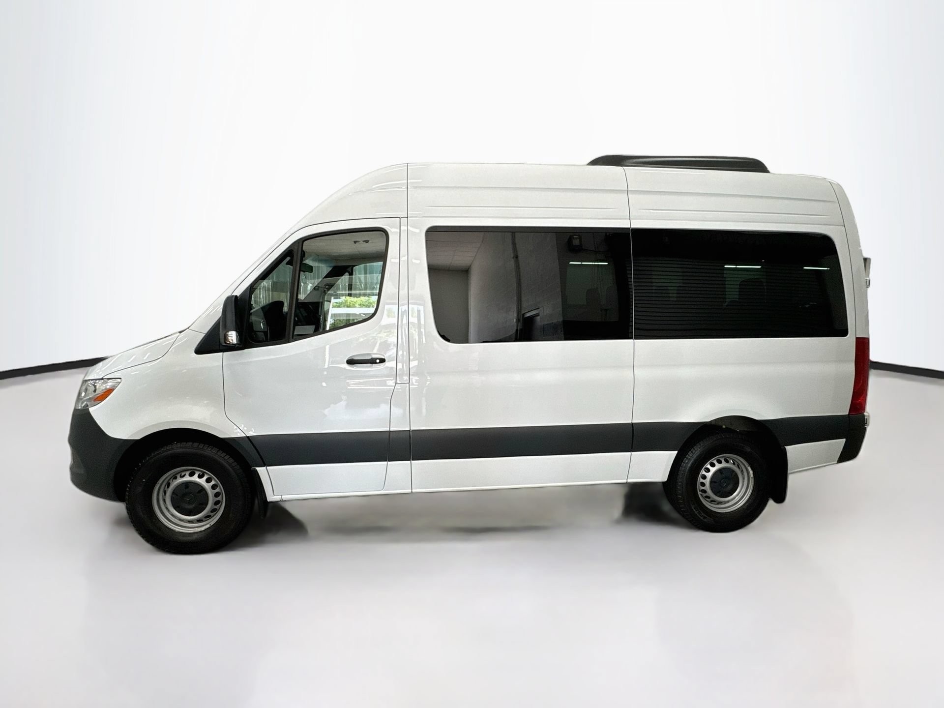 Certified 2025 Mercedes-Benz Sprinter 2500 image 5