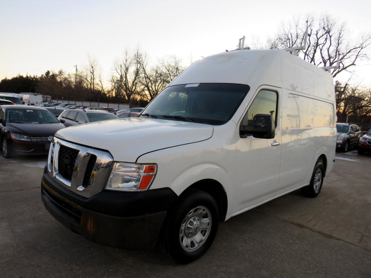 Used 2012 Nissan NV 2500 SV w/ Side Curtain Airbag Pkg image 1