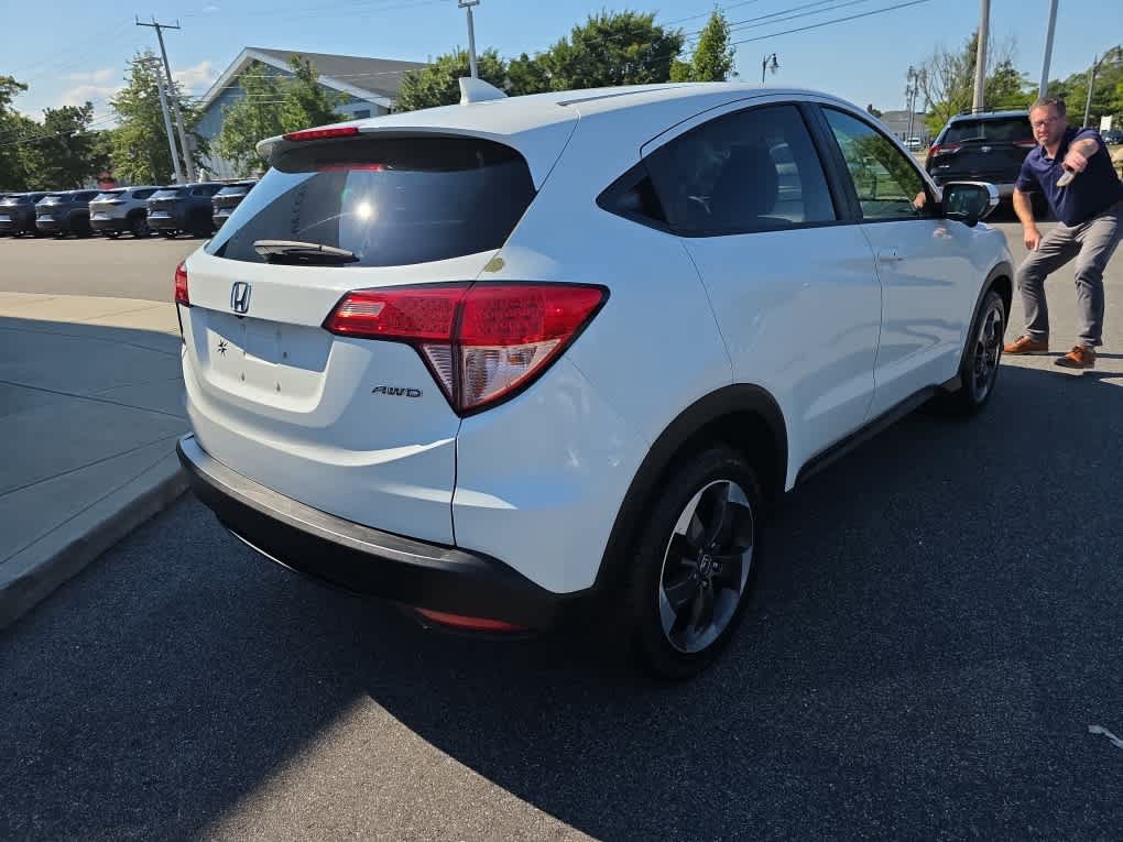 Used 2018 Honda HR-V EX image 6
