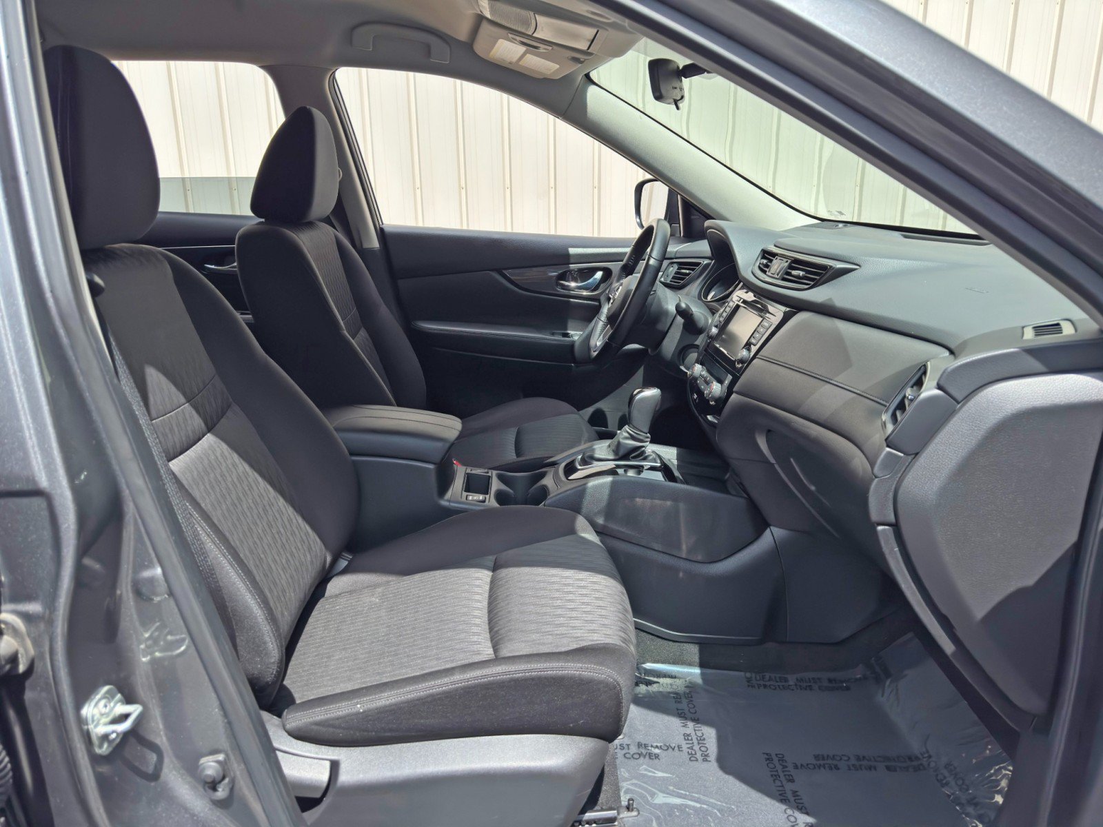 Used 2020 Nissan Rogue SV AWD/4WD image 14