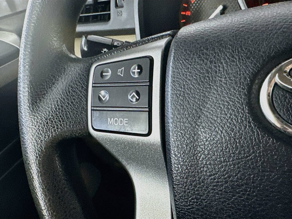 Used 2010 Toyota 4Runner Limited AWD/4WD image 25