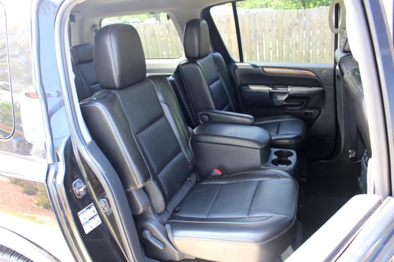 Used 2013 Nissan Armada Platinum AWD/4WD image 38
