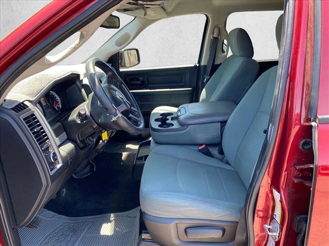 Used 2015 RAM 1500 Express RWD image 19