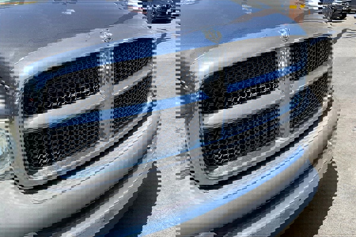 Used 2003 Dodge Ram 1500 Truck ST image 25