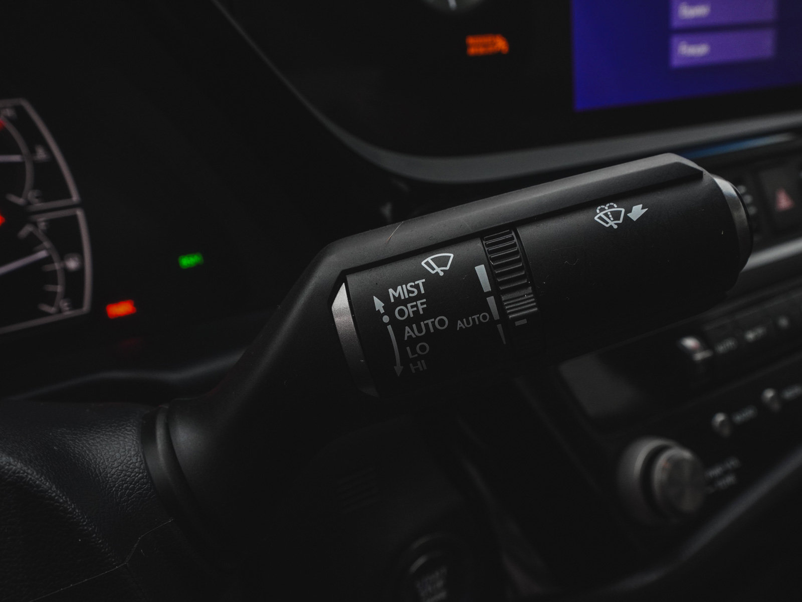 Used 2023 Lexus ES 250 w/ Premium Package image 23