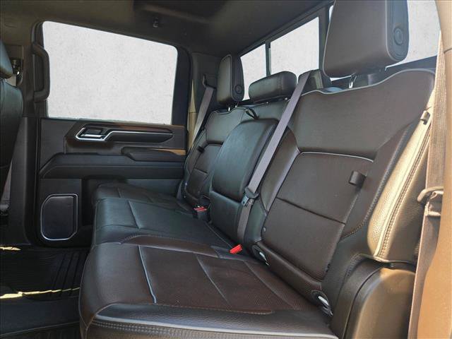 Used 2024 GMC Sierra 3500 Denali w/ Denali Reserve Package AWD/4WD image 19