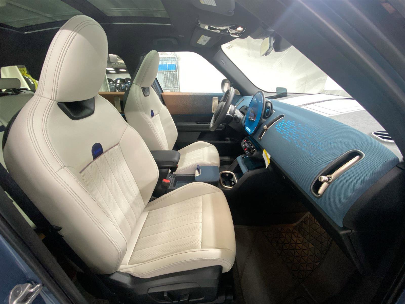 Certified 2025 MINI Cooper Countryman S w/ Comfort Package Max image 30