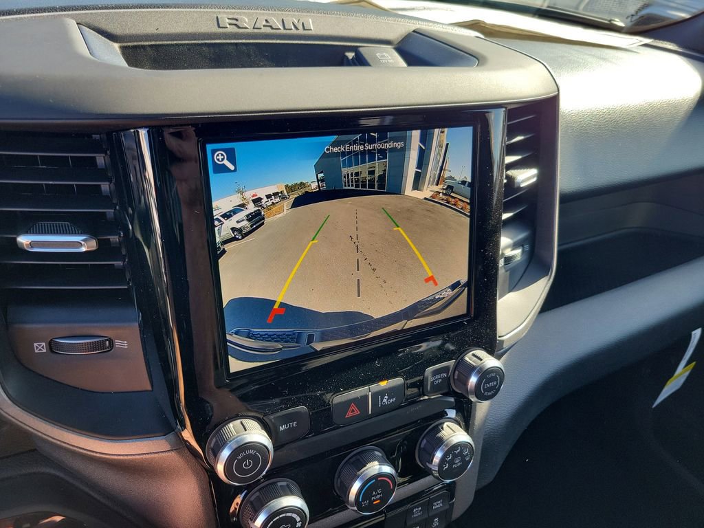New 2026 RAM 1500 Express AWD/4WD image 17