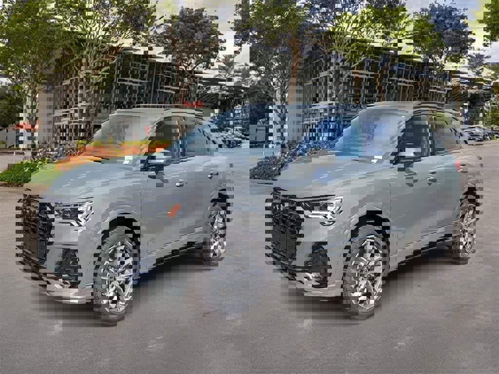 New 2025 Audi Q3 2.0T Premium