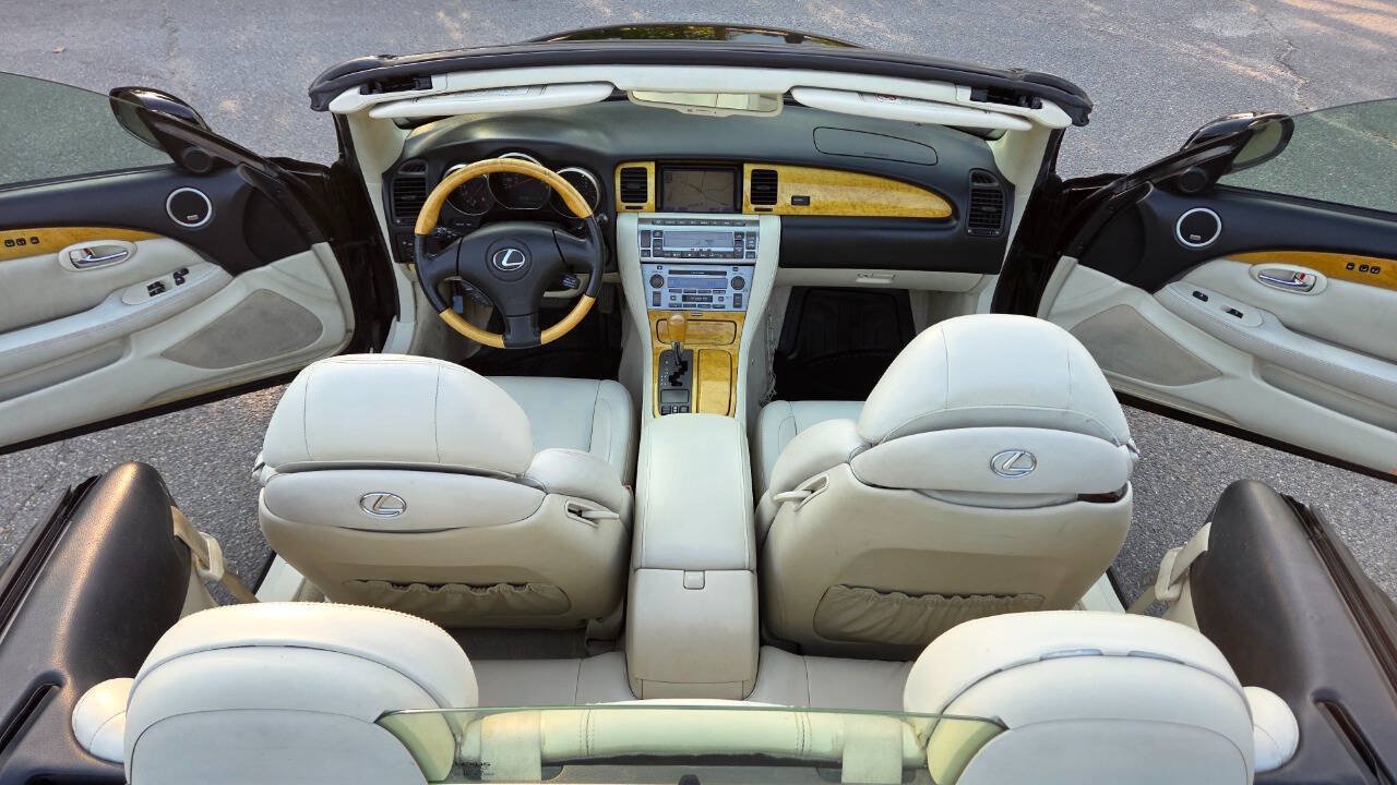 Used 2003 Lexus SC 430 Convertible RWD image 34