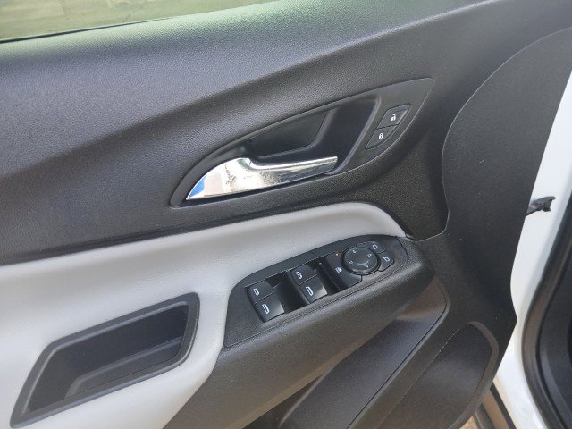 Used 2020 Chevrolet Equinox LS FWD image 9