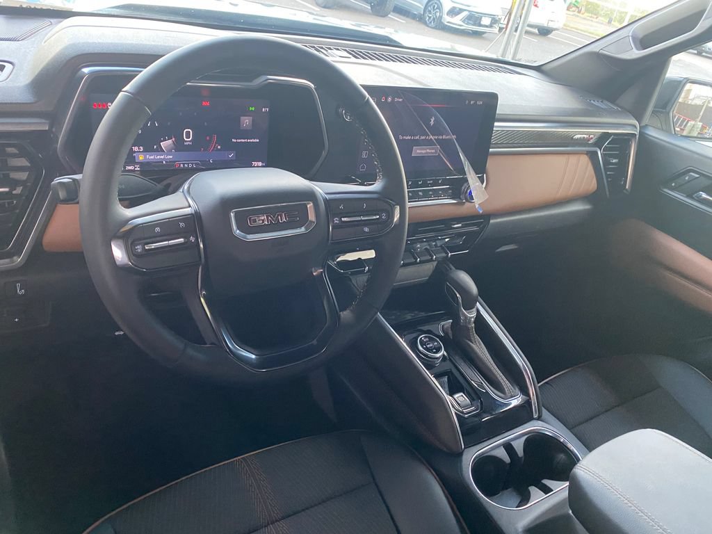 Used 2026 GMC Canyon AT4 AWD/4WD image 31