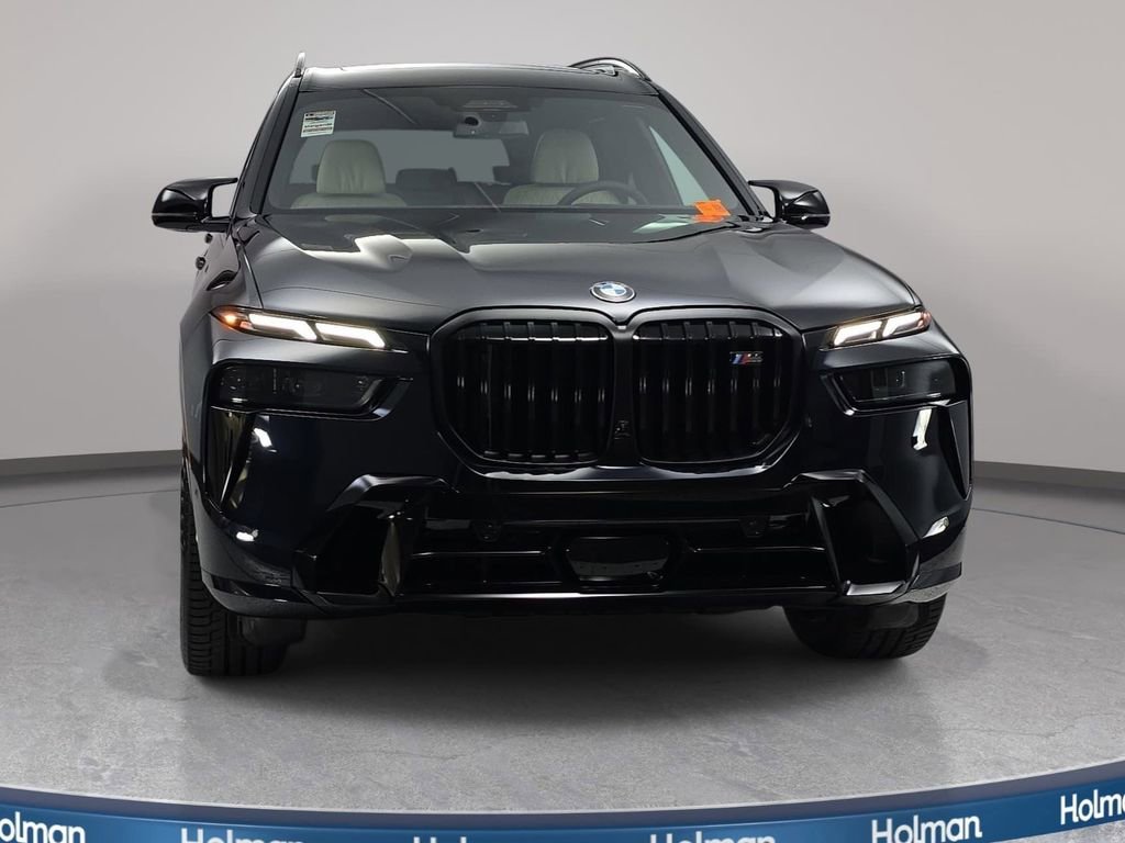 New 2026 BMW X7 M60i image 2