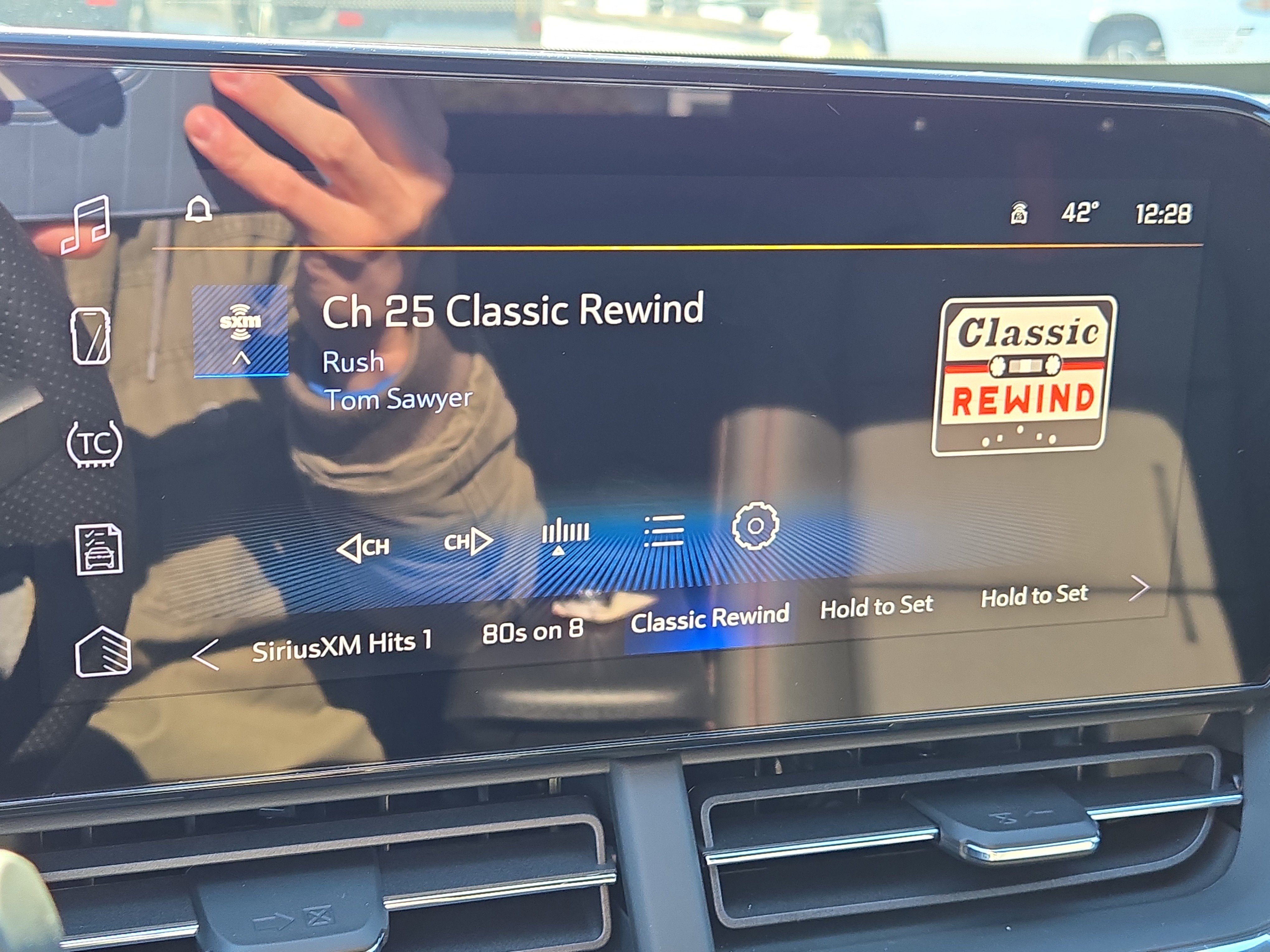 New 2026 Chevrolet Trax RS w/ Driver Confidence Package image 29