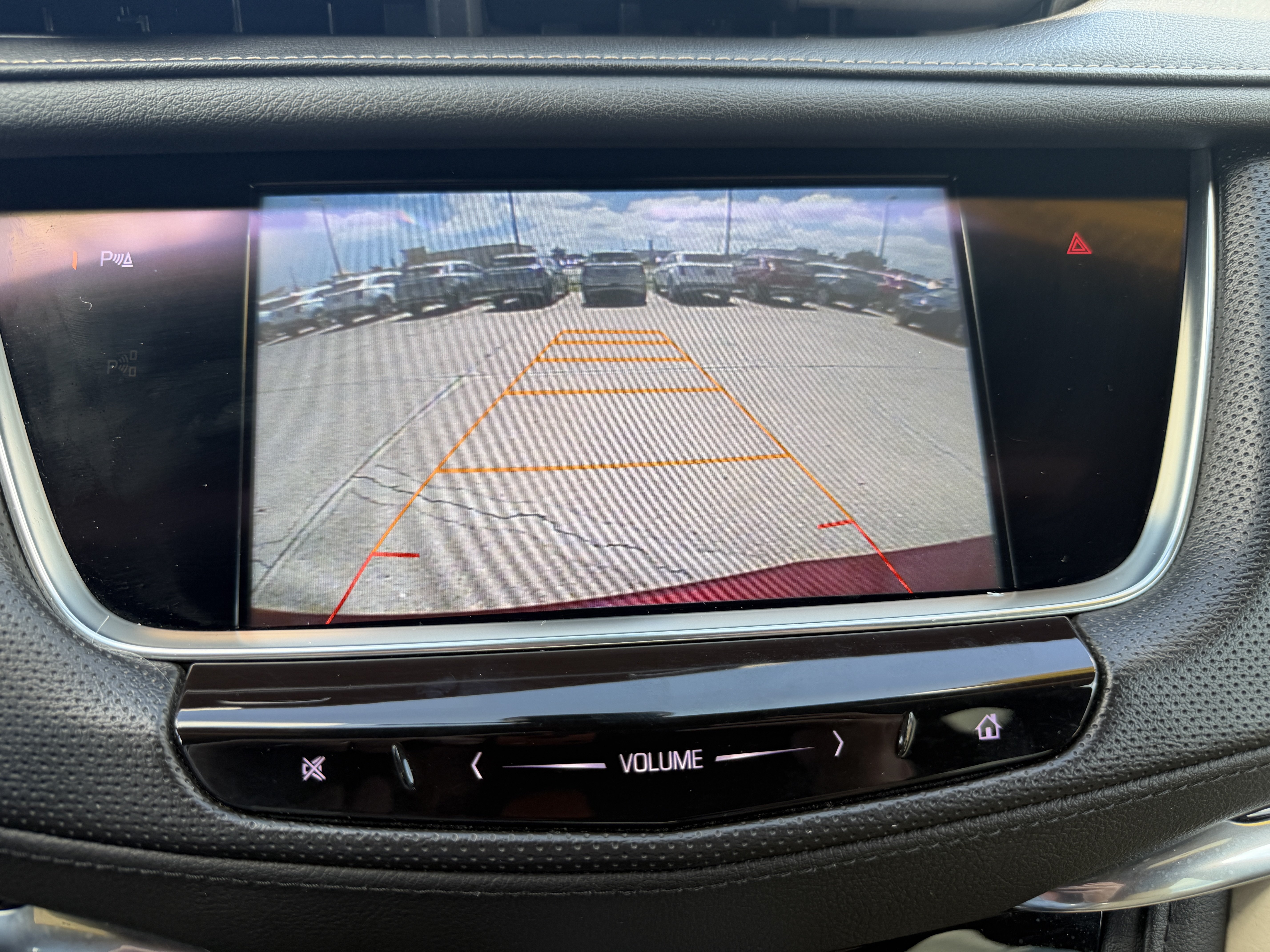 Used 2017 Cadillac XT5 Luxury w/ Driver Awareness Package FWD image 21