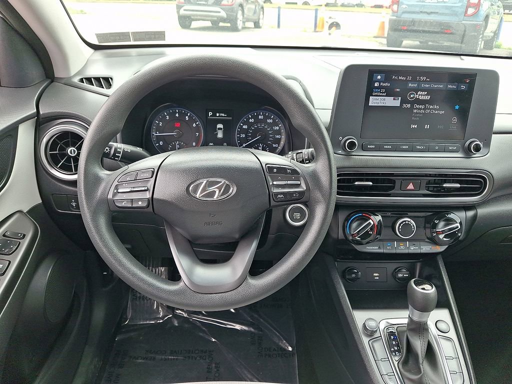 Certified 2023 Hyundai Kona SEL AWD/4WD image 13
