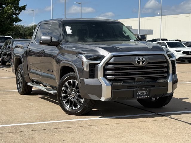 Used 2022 Toyota Tundra Limited AWD/4WD image 2