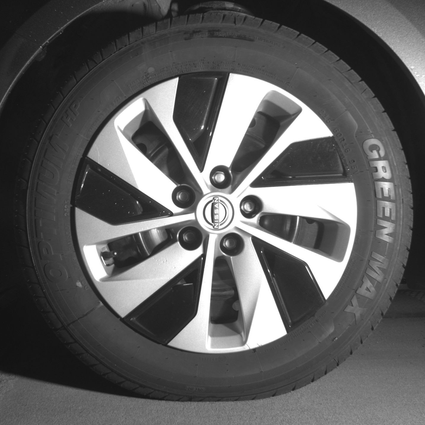 Used 2024 Nissan Altima 2.5 S image 12