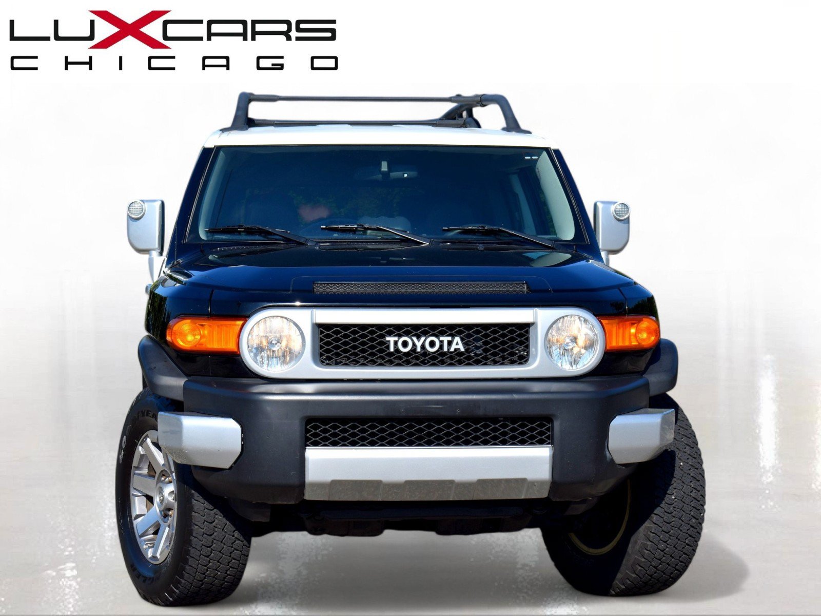 Used 2014 Toyota FJ Cruiser 4WD w/ Convenience Package image 3