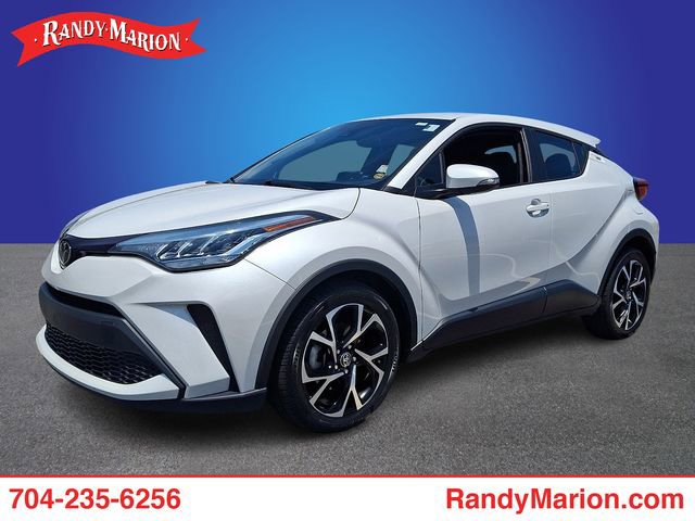 Used 2022 Toyota C-HR XLE FWD video 1