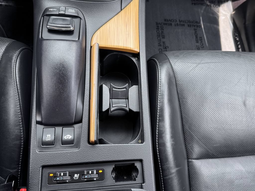 Used 2015 Lexus RX 450h AWD image 35