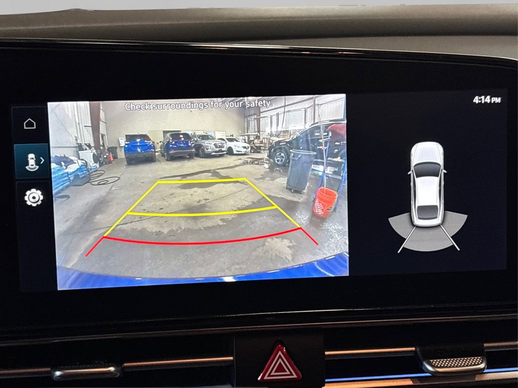 Used 2021 Hyundai Elantra Limited image 29