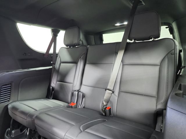 Used 2025 GMC Yukon XL Denali AWD/4WD image 40