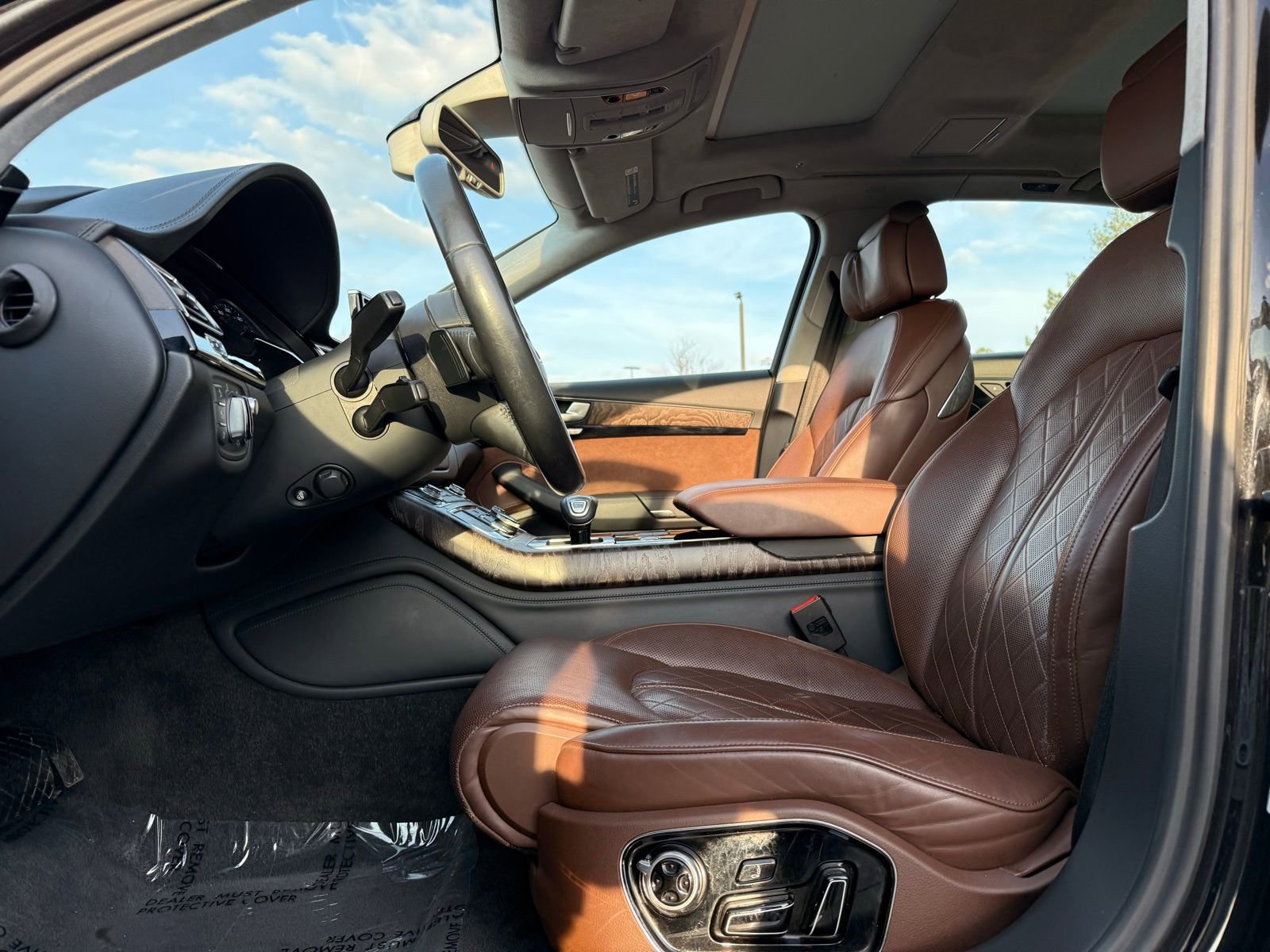 Used 2015 Audi A8 L 4.0T image 15