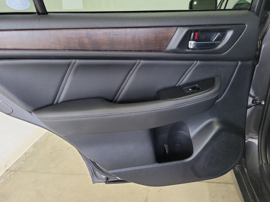Used 2019 Subaru Outback 2.5i Limited w/ Popular Package #2 AWD/4WD image 21