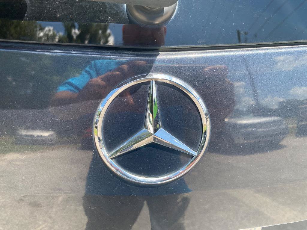 Used 2013 Mercedes-Benz GLK 250 BlueTEC 4MATIC image 38